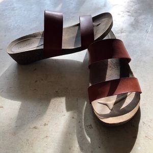 Universal Thread Mini Wedge Sandals